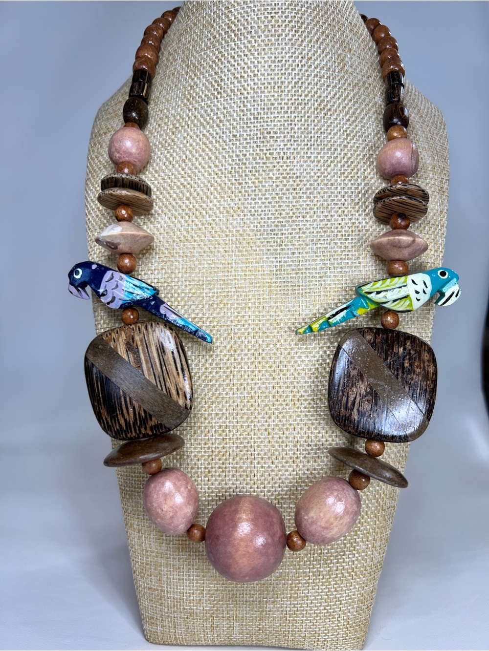 Vintage wood Hawaiian Parrot Multicolor statement Chunky necklace